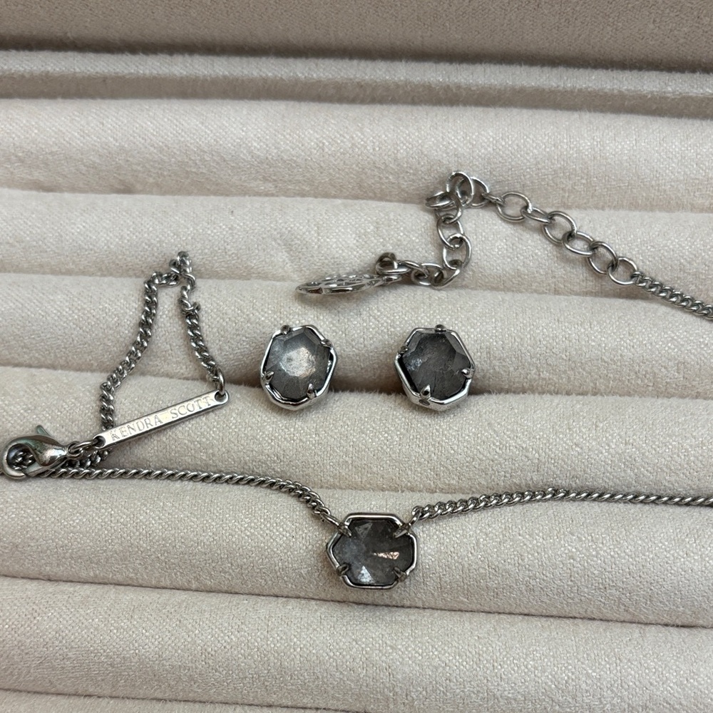 Kendra Scott Silver Earrings and Necklace Set